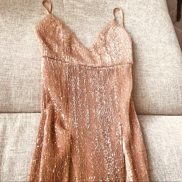 Christmas Holiday Blush Sequin Dress Slit - Picture 4 of 5